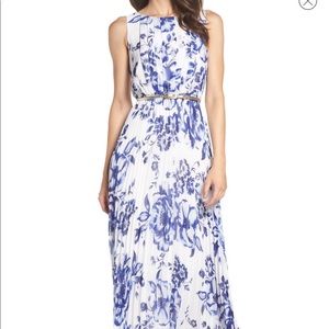 Eliza J Chiffon Formal Maxi Dress / Blue + White